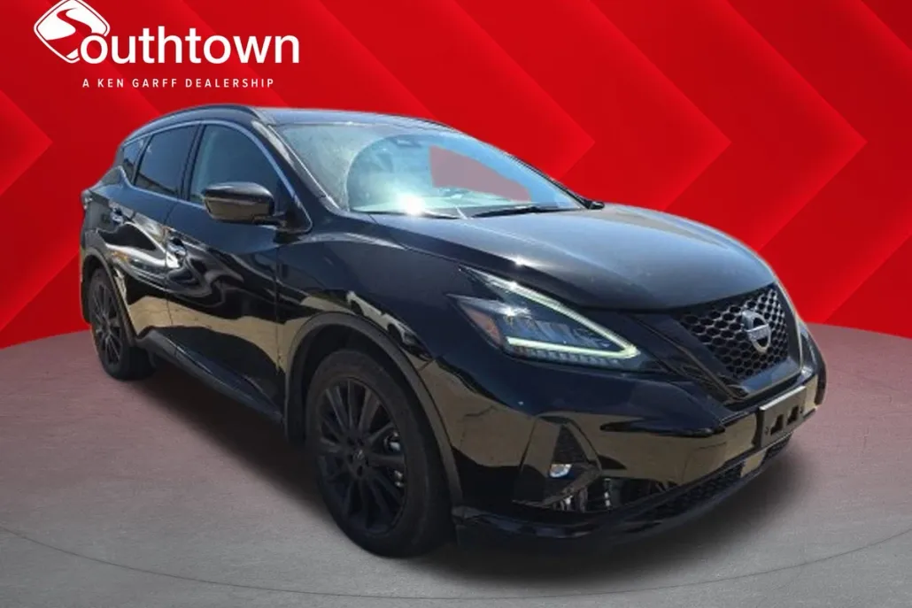 2023 Nissan Murano LE photo 1