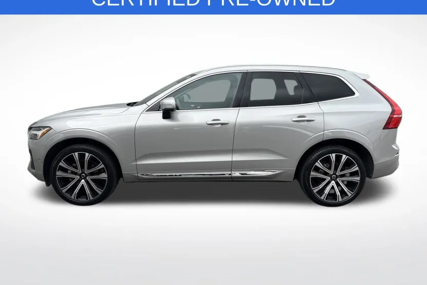 2023 Volvo XC60 B5 Ultimate photo 1