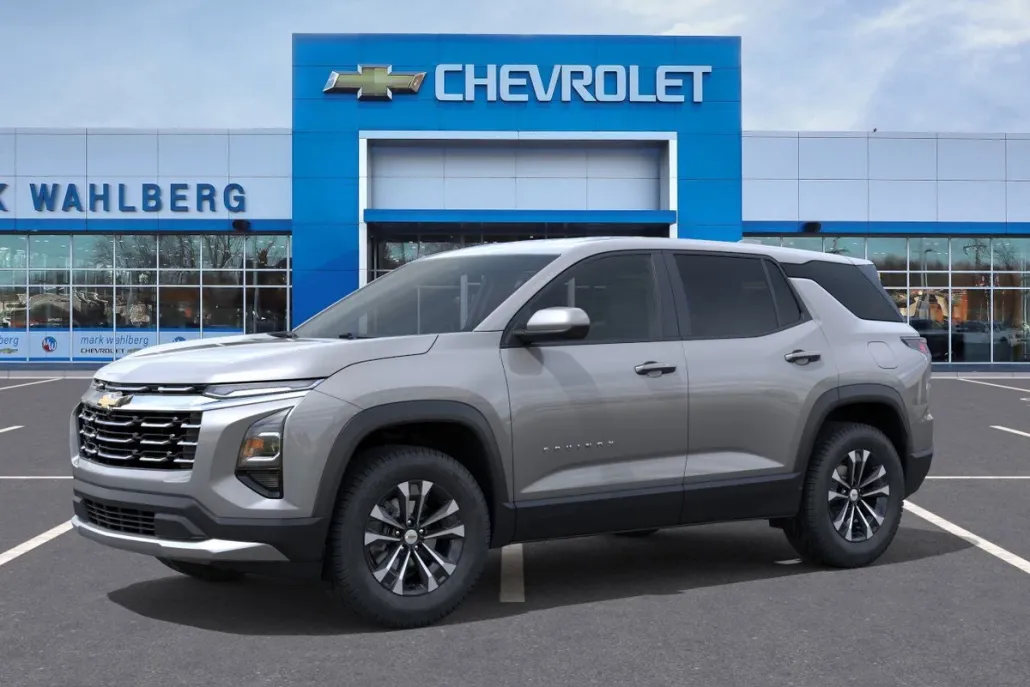 2026 Chevrolet Equinox LT photo 1
