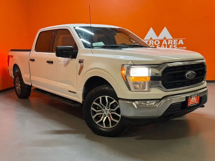 2021 Ford F-150 XLT photo 1