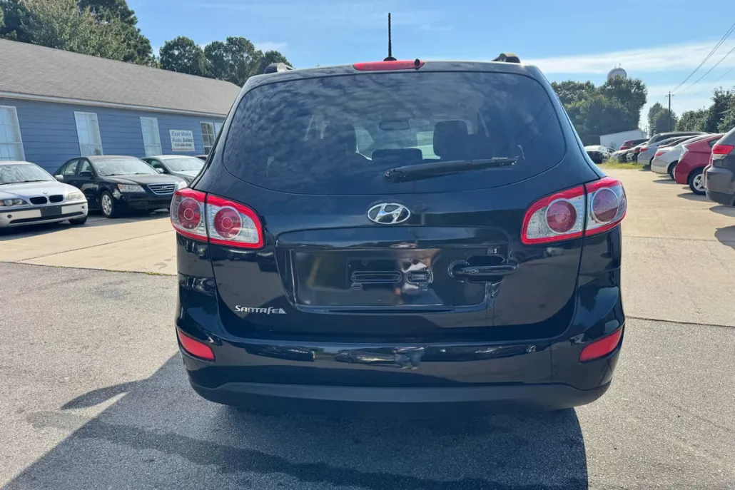 2012 Hyundai Santa Fe GLS photo 1