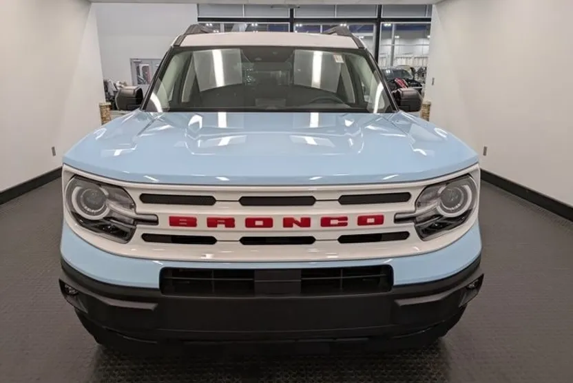 2024 Ford Bronco Sport Heritage photo 1