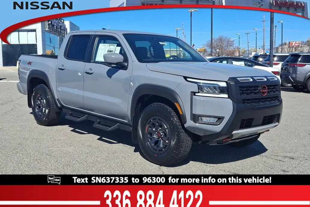 2025 Nissan Frontier Crew Cab PRO-4X photo 1