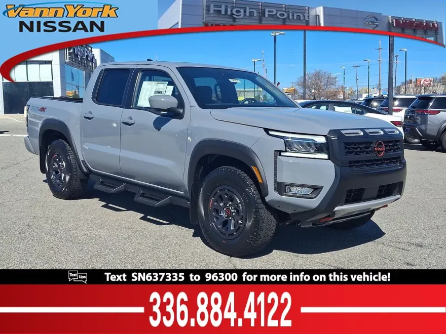 2025 Nissan Frontier Crew Cab PRO-4X photo 1