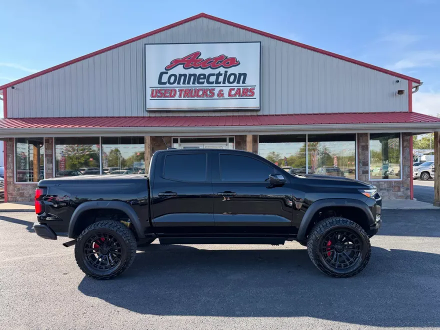 2024 Chevrolet Colorado ZR2 photo 1