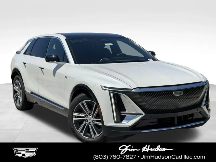 2025 Cadillac Lyriq Luxury photo 1