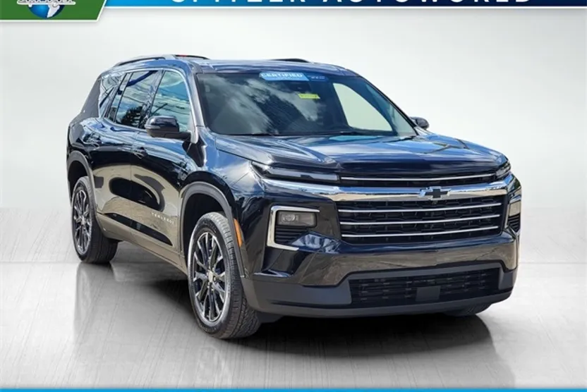 2025 Chevrolet Traverse photo 1
