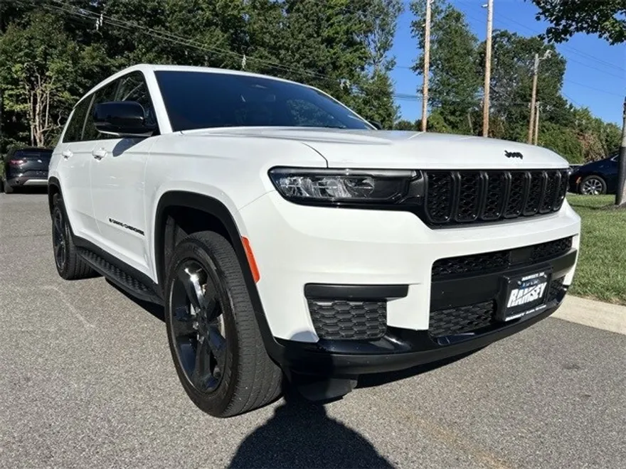 2023 Jeep Grand Cherokee Altitude X photo 1