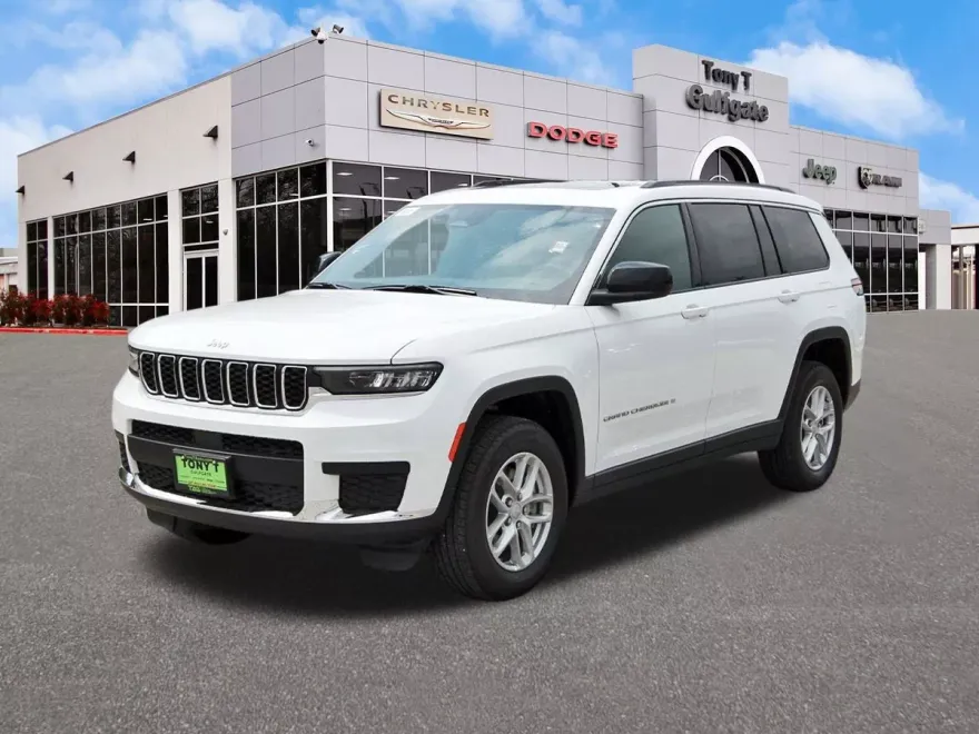 2025 Jeep Grand Cherokee Laredo photo 1