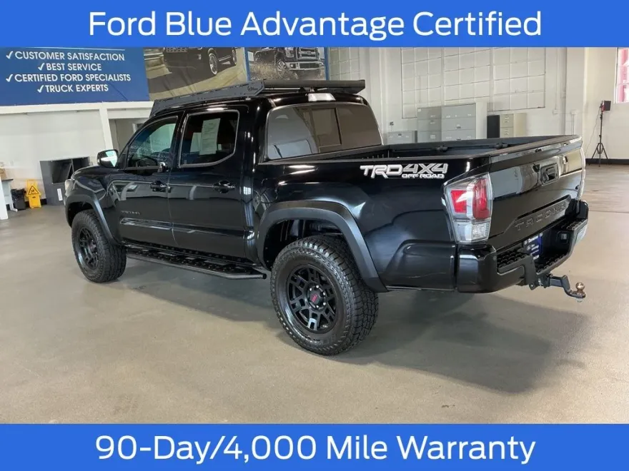 2020 Toyota Tacoma TRD Off-Road photo 1