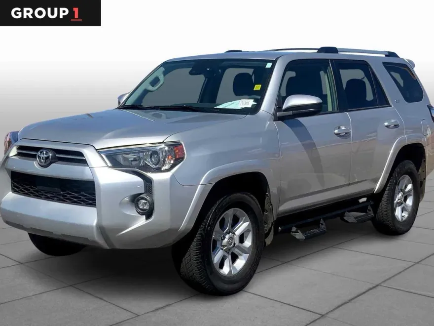 2023 Toyota 4Runner SR5 photo 1