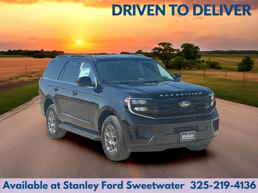 2025 Ford Expedition photo 1