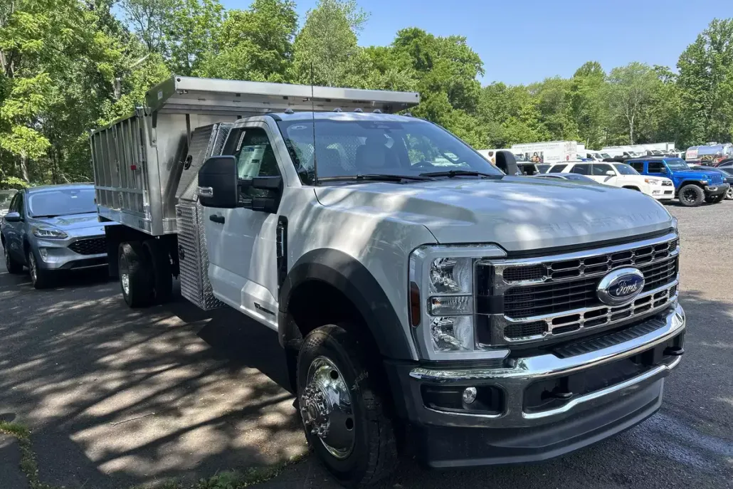 2024 Ford F-450 XL photo 1