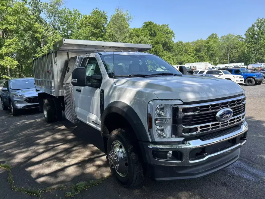 2024 Ford F-450 XL photo 1