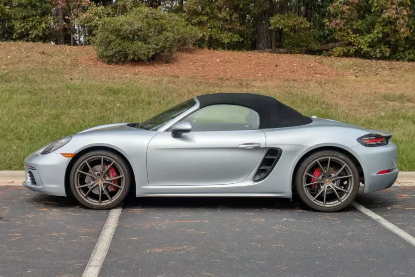 2017 Porsche Boxster S photo 1