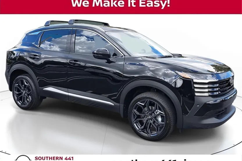 2026 Nissan Kicks SR photo 1