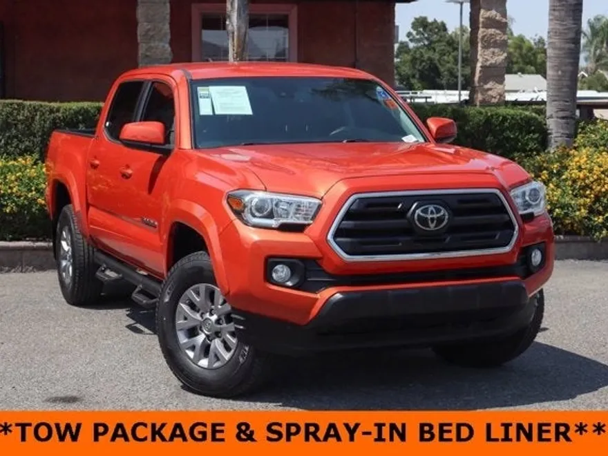 2018 Toyota Tacoma SR5 photo 1