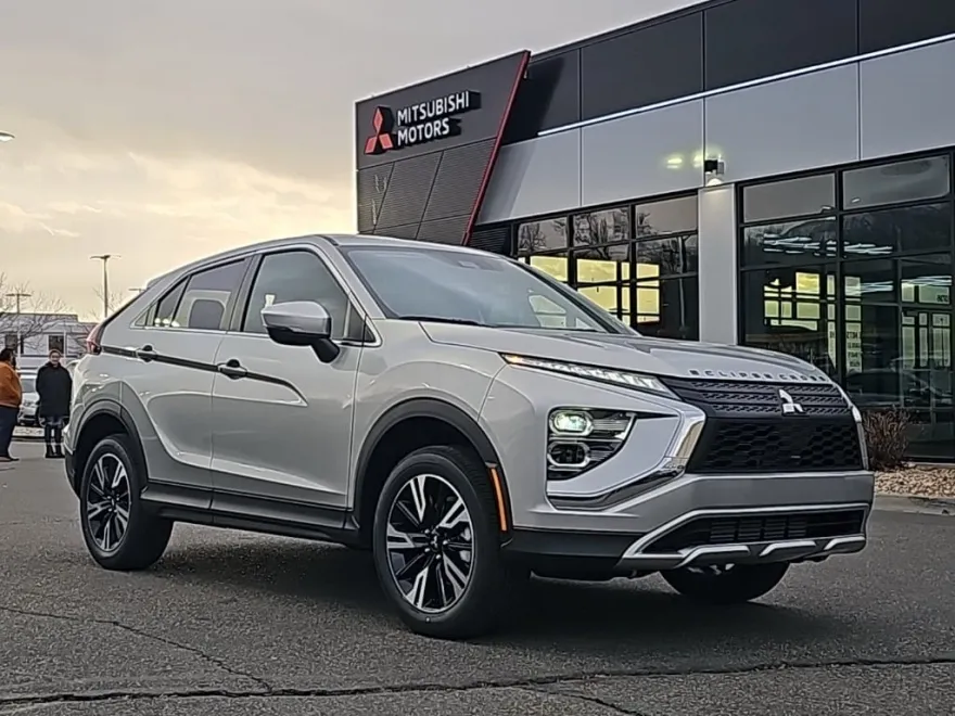 2025 Mitsubishi Eclipse Cross SE photo 1