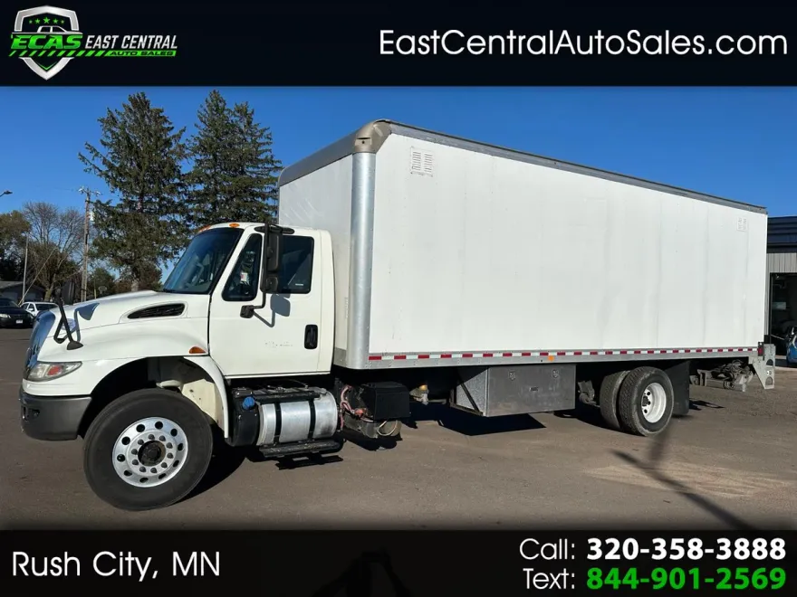 2017 International 4300 DuraStar 4300 photo 1