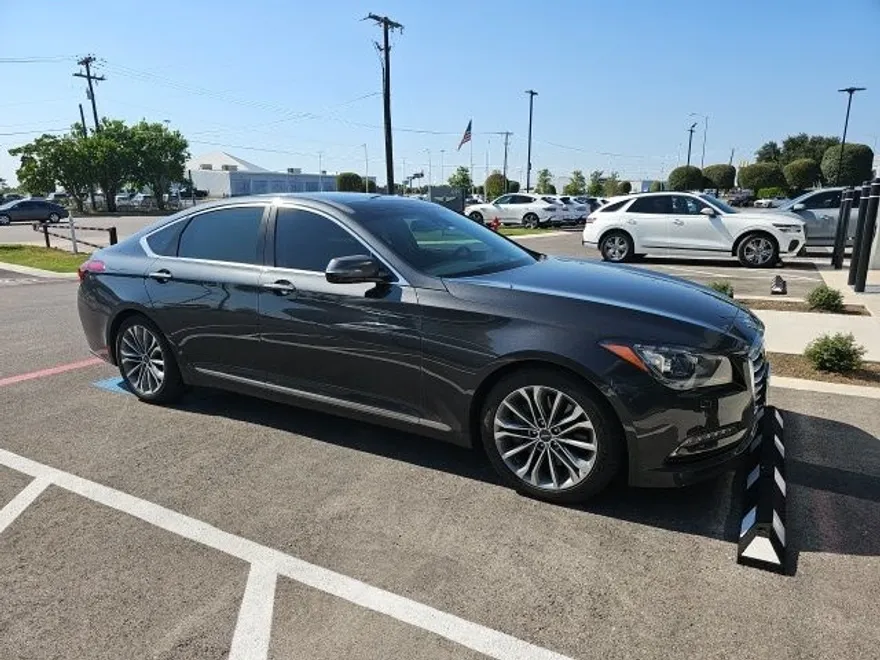 2017 Genesis G80 3.8 photo 1