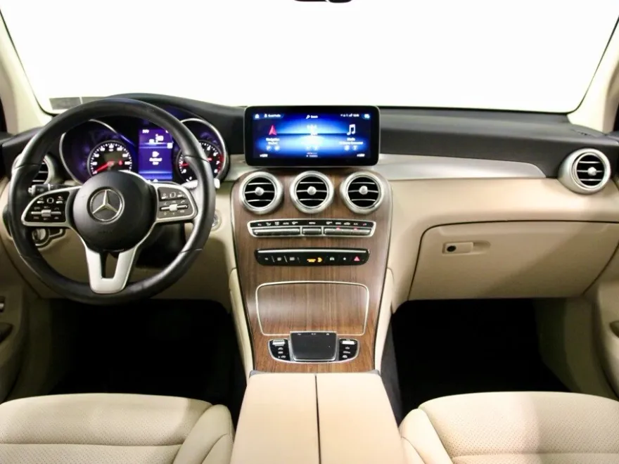 2022 Mercedes Benz GLC 300 4MATIC photo 1