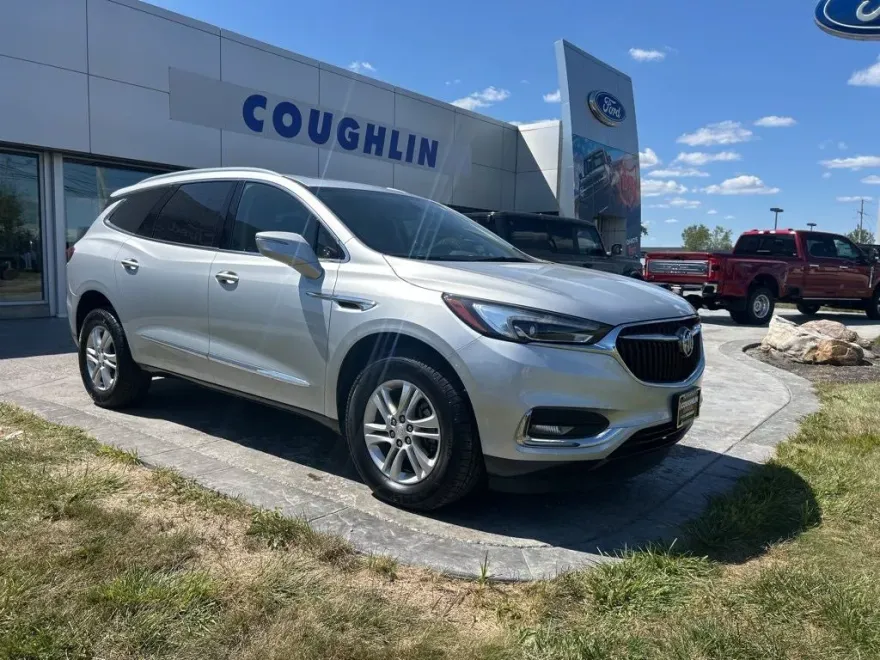 2020 Buick Enclave Essence photo 1