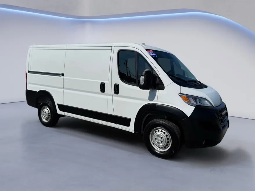 2025 Ram ProMaster 2500 photo 1