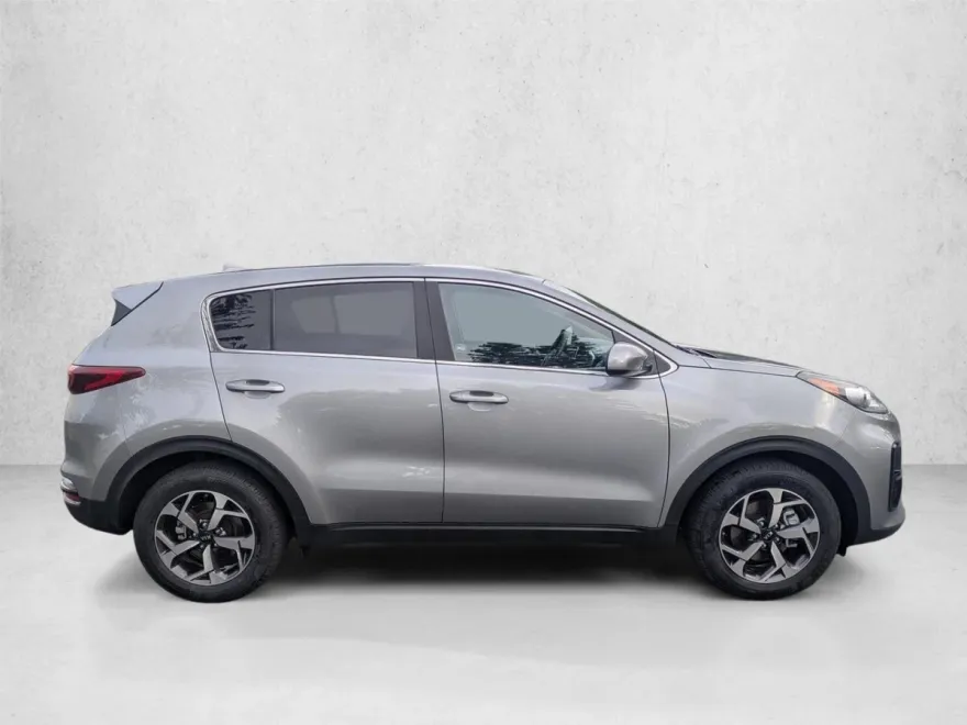 2021 Kia Sportage LX photo 1