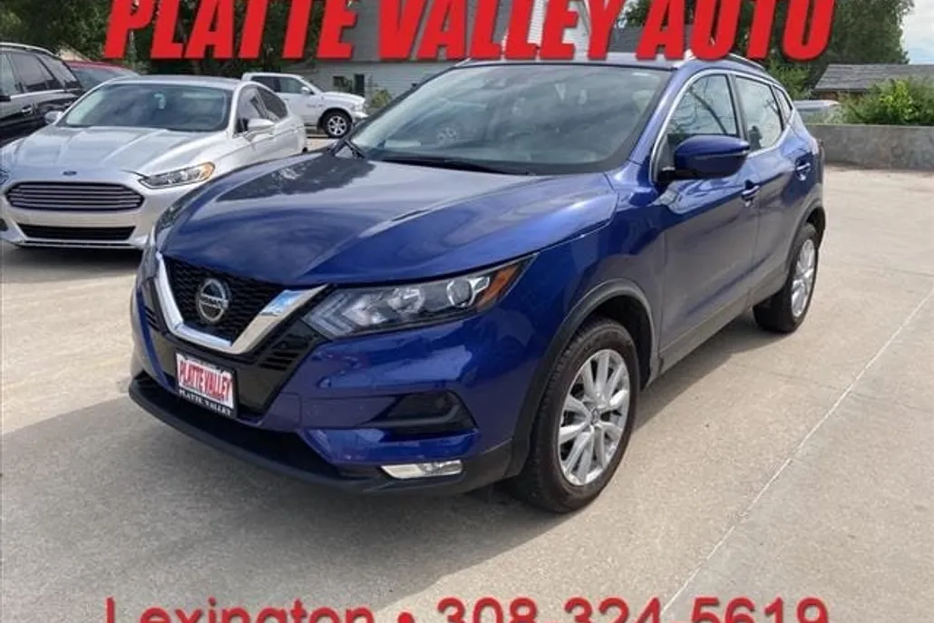2022 Nissan Rogue Sport SV photo 1