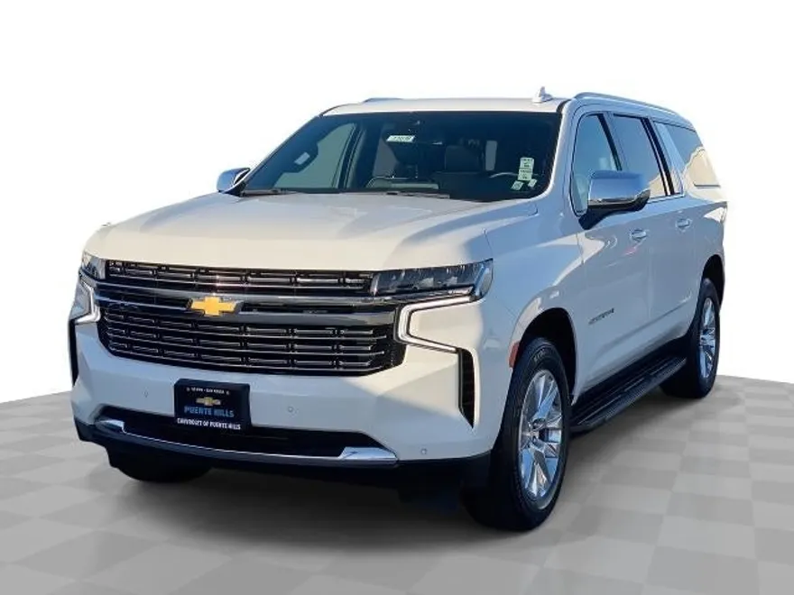 2024 Chevrolet Suburban Premier photo 1