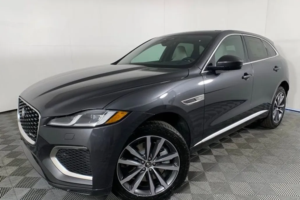 2025 Jaguar F-PACE P400 R-Dynamic S photo 1