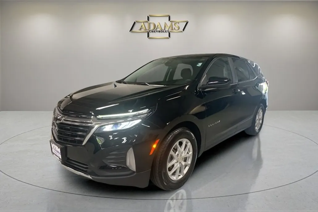 2022 Chevrolet Equinox LT photo 1