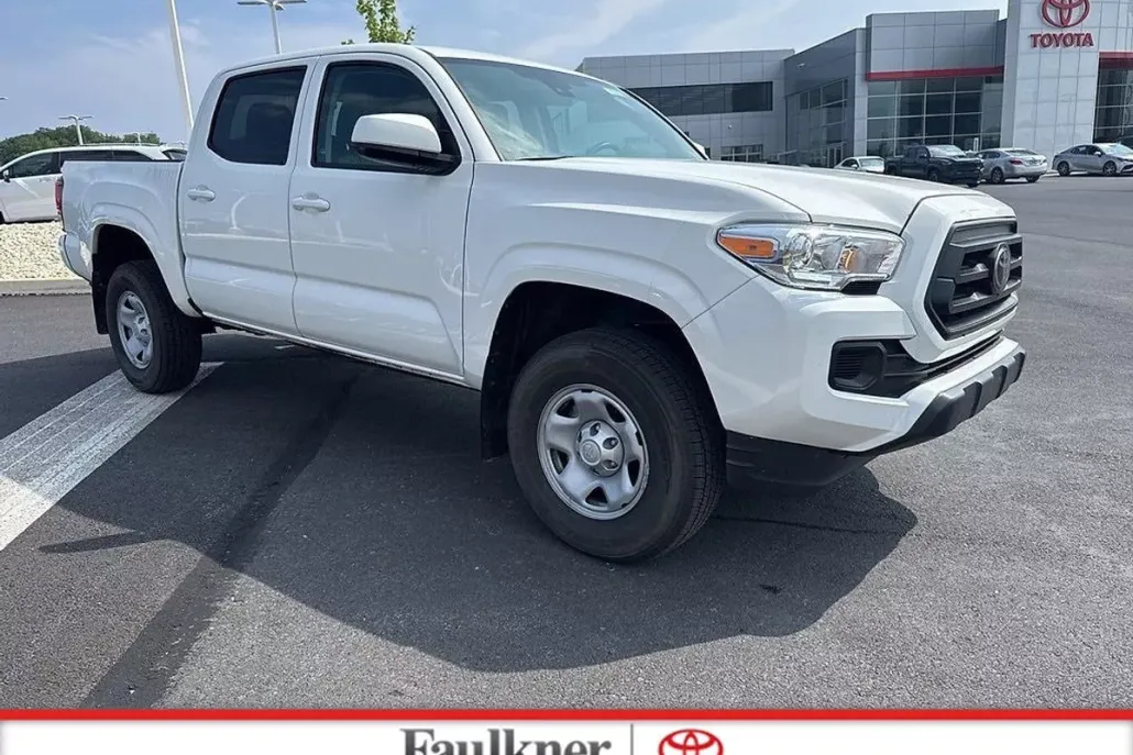 2023 Toyota Tacoma SR photo 1