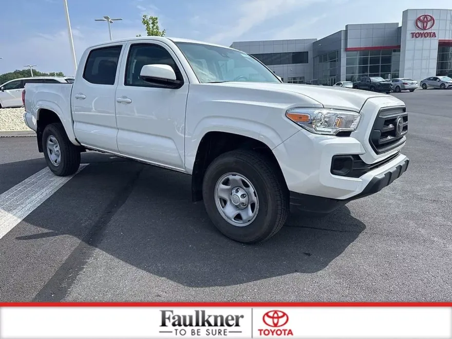 2023 Toyota Tacoma SR photo 1
