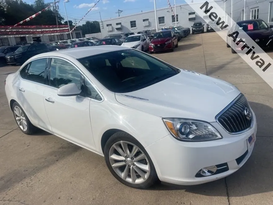 2014 Buick Verano Base photo 1