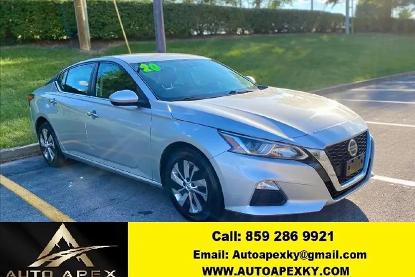 2020 Nissan Altima S photo 1