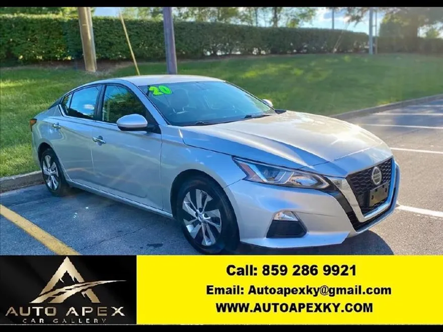 2020 Nissan Altima S photo 1