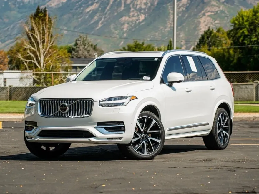 2024 Volvo XC90 Ultimate photo 1