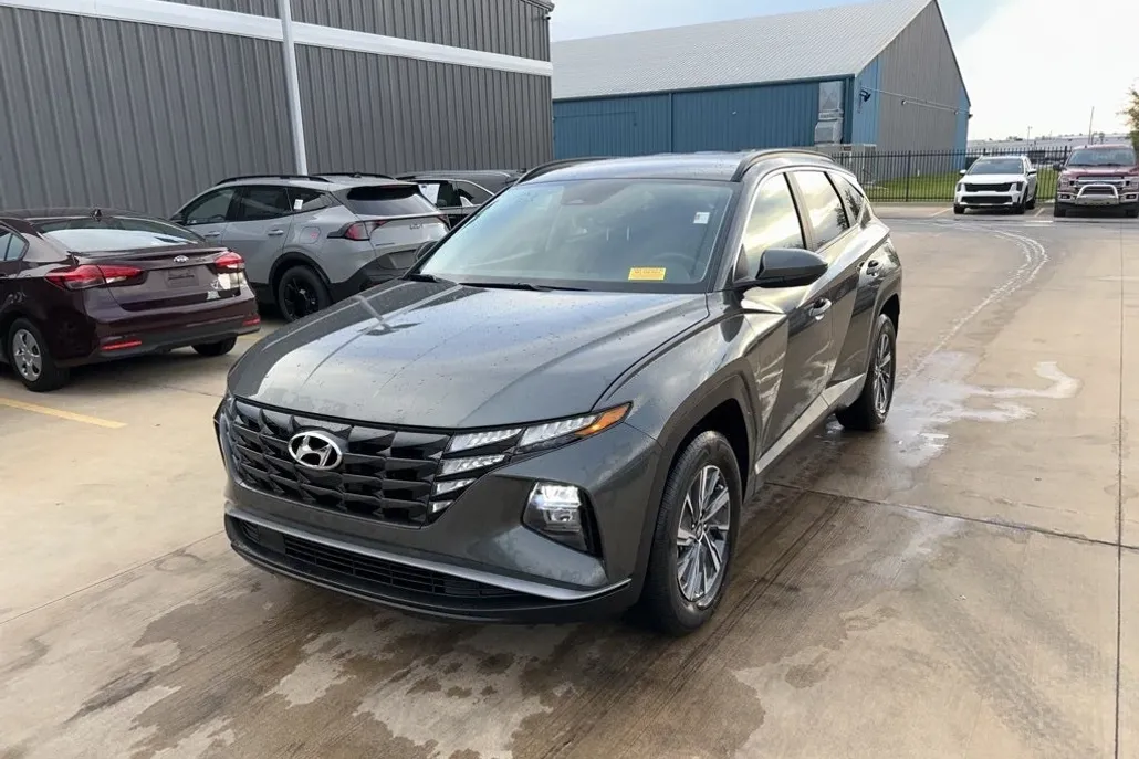 2024 Hyundai Tucson Hybrid Blue photo 1