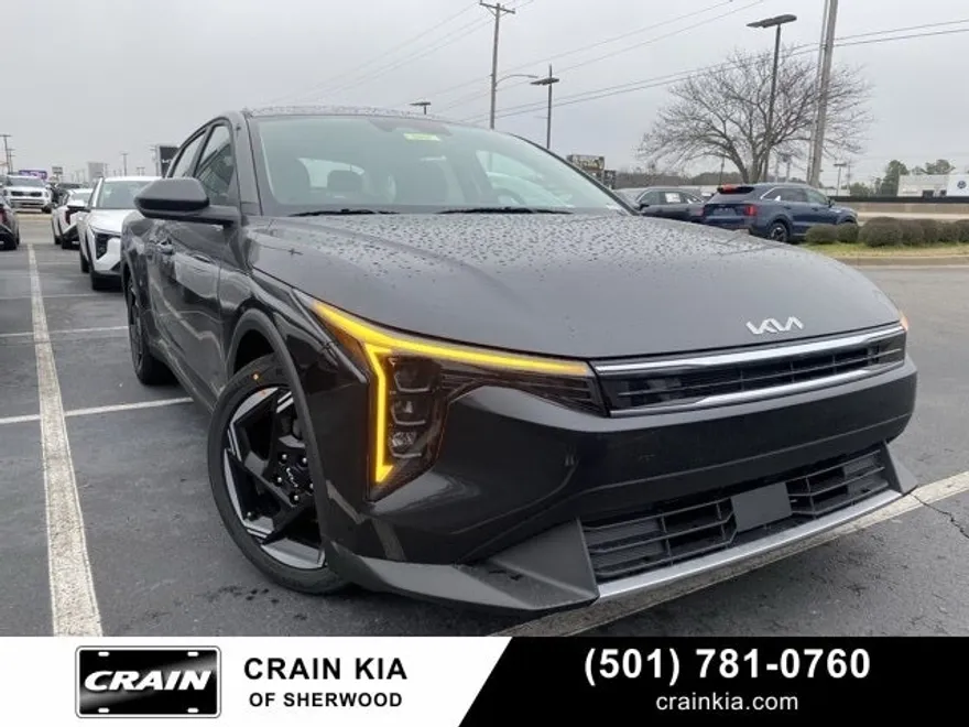 2025 Kia K4 EX photo 1