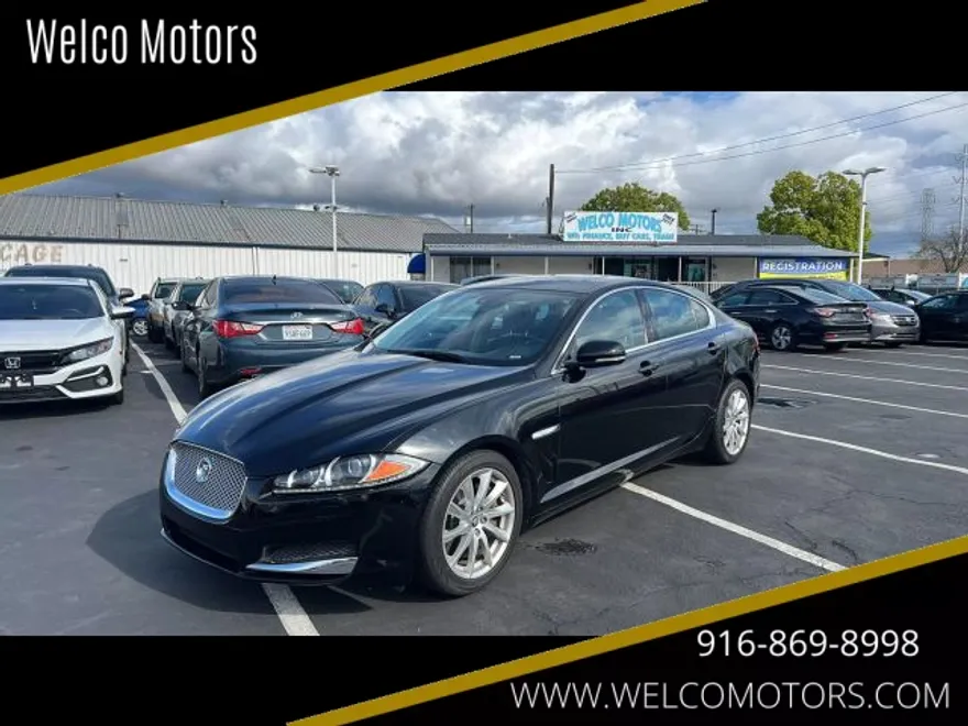 2012 Jaguar XF photo 1