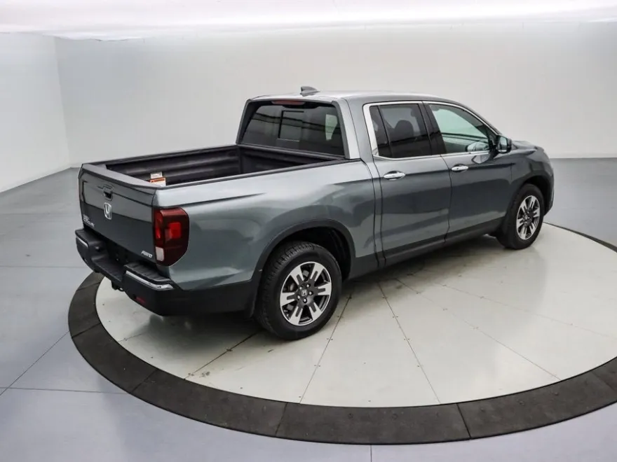 2019 Honda Ridgeline RTL-E photo 1
