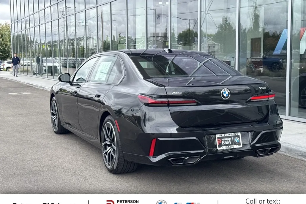 2026 Bmw 760i xDrive photo 1