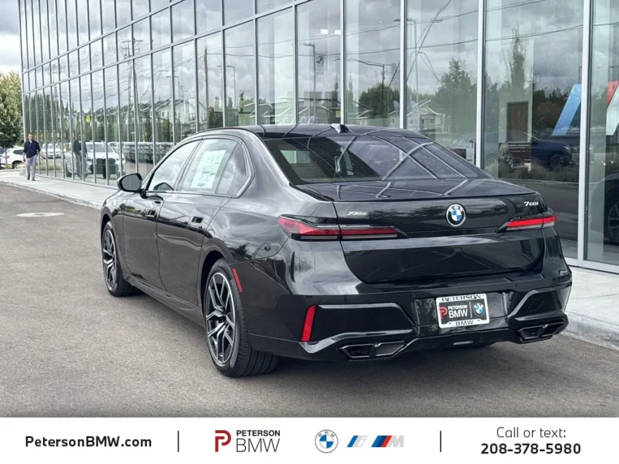 2026 Bmw 760i xDrive photo 1