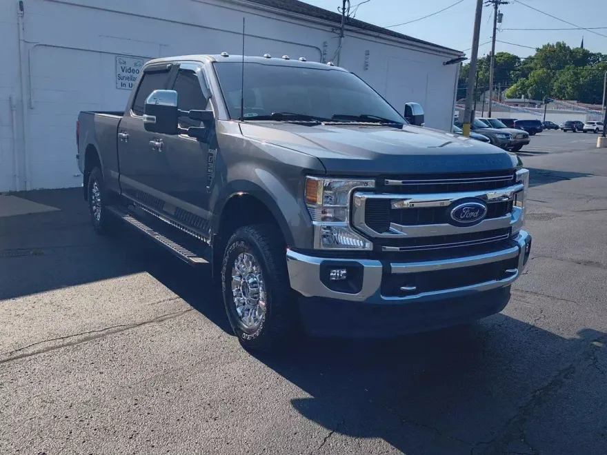 2021 Ford F-350 XLT photo 1