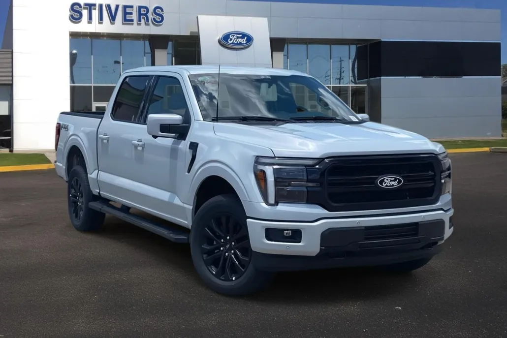 2025 Ford F-150 Lariat photo 1