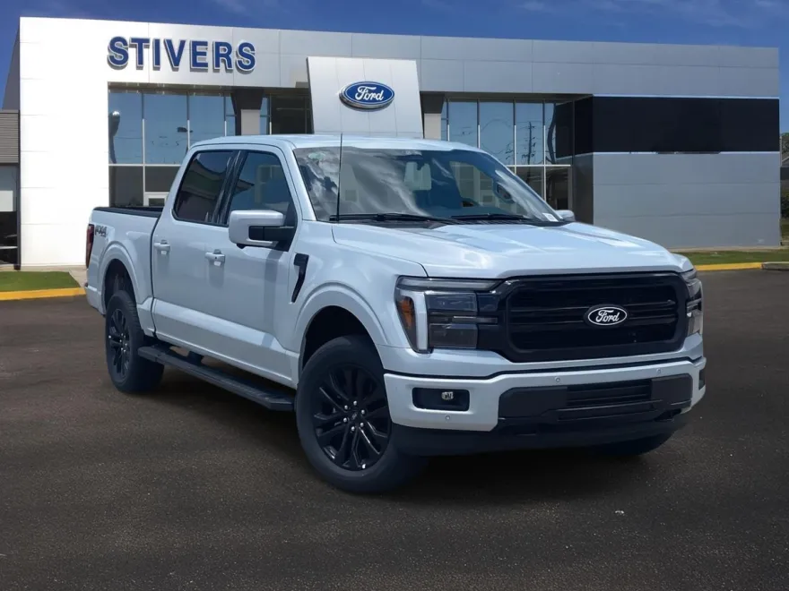 2025 Ford F-150 Lariat photo 1