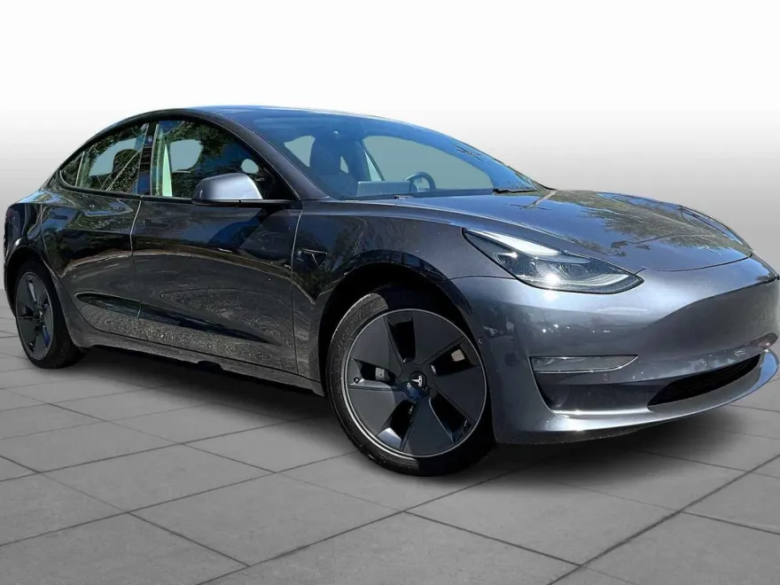 2021 Tesla Model 3 Standard Range Plus photo 1