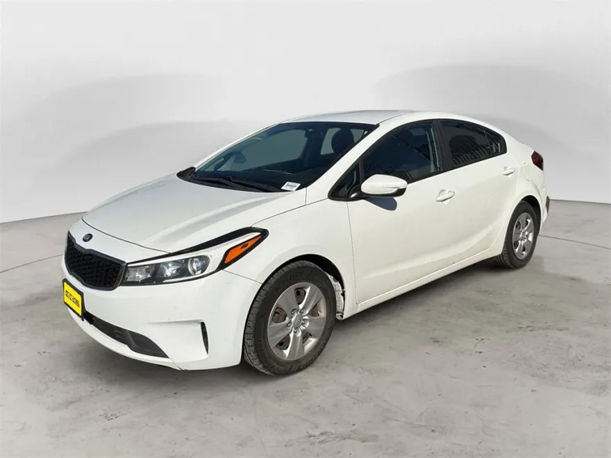 2017 Kia Forte LX Base photo 1