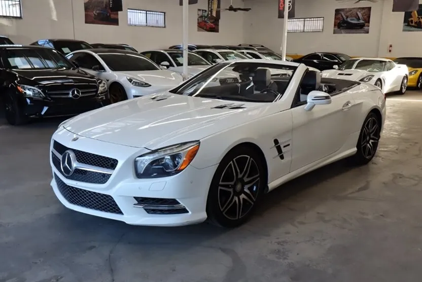 2015 Mercedes Benz SL 550 photo 1